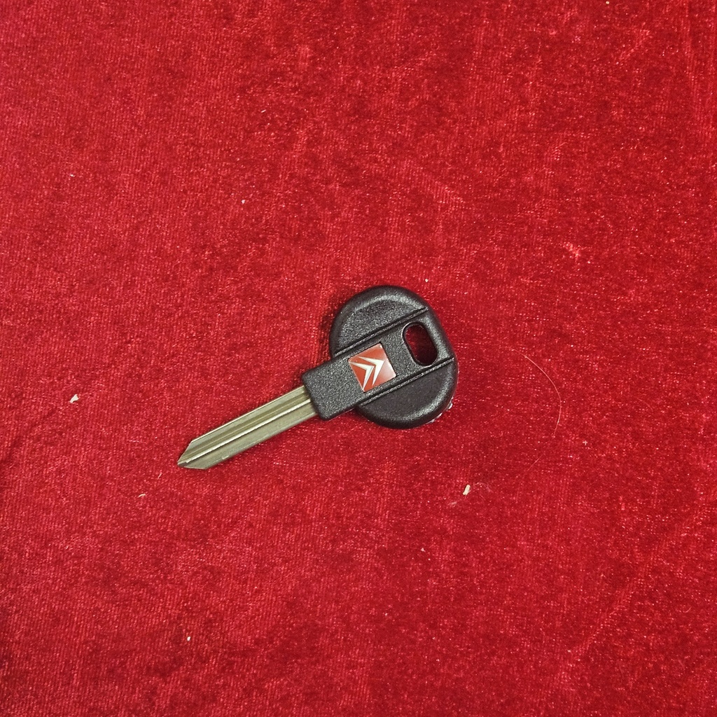 Schlüsselrohling XM OE: ZC9867927u N.O.S.